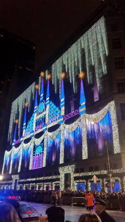 Saks Fifth Ave.
